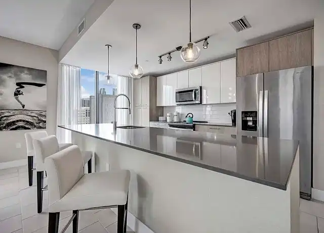 Property at ParkLine Miami - 100 NW 6th St, Miami, FL, 33136, 0-3 beds, 1-3.5 bath, [object Object]