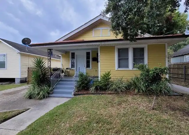 Property at 335 Whitney Ave, New Orleans, LA, 70114, 2 beds, 1 bath, [object Object]