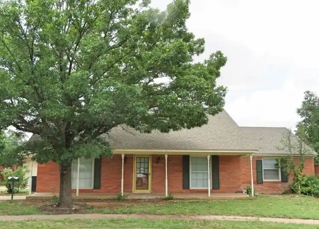 Property at 5018 14th St, Lubbock, TX, 79416, 3 beds, 2 baths, [object Object]