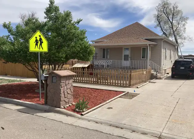 Property at 114 N 9th Ave Unit B, Lower, Greeley, CO, 80631, 2 beds, 1 bath, [object Object]