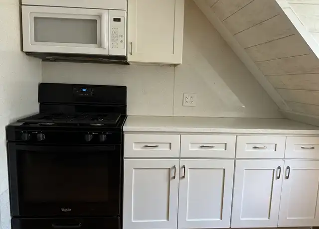 Property at 71 Garfield St, Quincy, MA, 02169, 3 beds, 1 bath, [object Object]