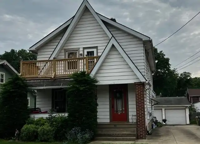 Property at 1736 17th St, Cuyahoga Falls, OH, 44223, 4 beds, 2 baths, [object Object]