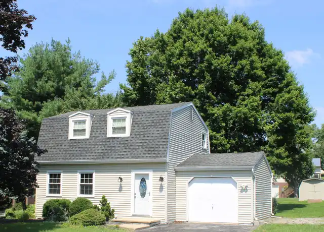 Property at 443 Hillside Dr, Red Lion, PA, 17356, 2 beds, 1 bath, [object Object]