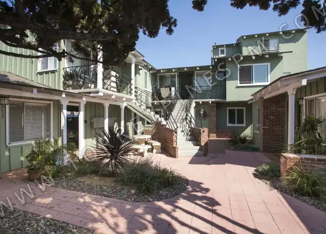 Property at 1621 1/2 Scott St Unit 1621 1/2, San Diego, CA, 92106, 2 beds, 1 bath, [object Object]
