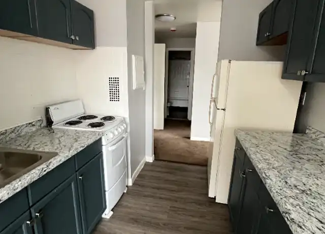 Property at 30 Gillett St Unit 4C, Hartford, CT, 06105, 1 bed, 1 bath, [object Object]