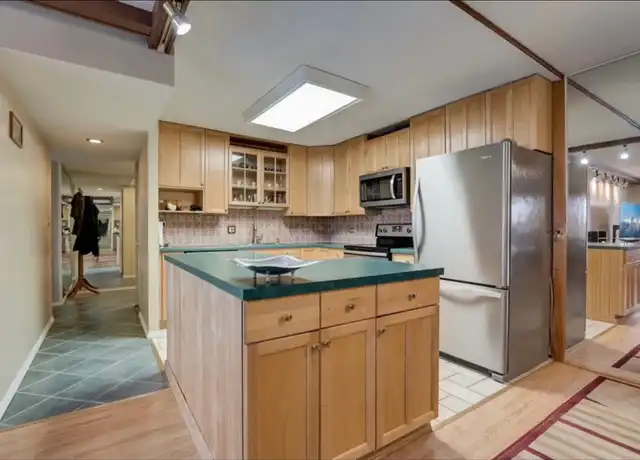 Property at 13000 W Heiden Cir #3206, Lake Bluff, IL, 60044, 2 beds, 2 baths, [object Object]