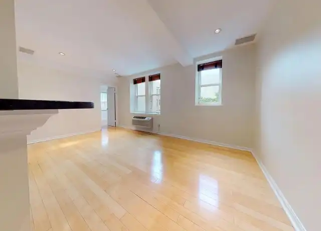 Property at 1920 S St NW #301, Washington, DC, 20009, 1 bed, 1 bath, [object Object]