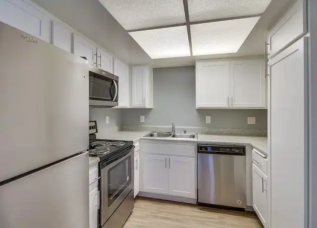Property at Harbor Cliff Apartments - 2170 S Harbor Blvd, Anaheim, CA, 92802, 1-2 bed, 1-2 bath, [object Object]