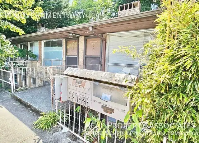 Property at 3400 W Government Way Unit 4, Seattle, WA, 98199, 1 bed, 1 bath, [object Object]