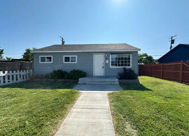 Property at 1324 Totten Ave, Richland, WA, 99354, 3 beds, 1 bath, [object Object]