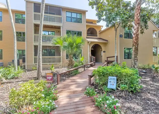 Property at 1401 S Palmetto Ave #127, Daytona Beach, FL, 32114, 1 bed, 1 bath, [object Object]