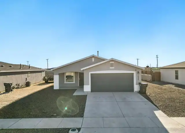 Property at 1033 Candelilla St, El Paso, TX, 79928, 3 beds, 2 baths, [object Object]