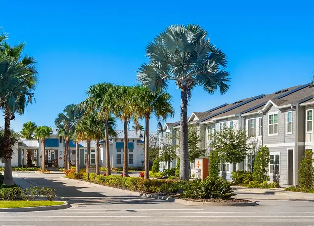 Photo of 1205 Venice Blvd, Davenport, FL 33897