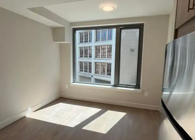 Property at 1650 O St NW Unit 311, Washington, DC, 20005, 1 bed, 1 bath, [object Object]