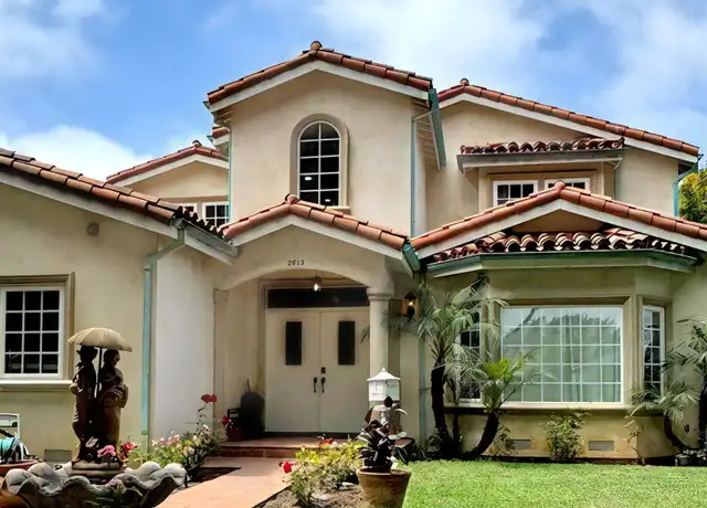 Property at 2913 Delaware Ave, Santa Monica, CA, 90404, 5 beds, 4 baths, [object Object]