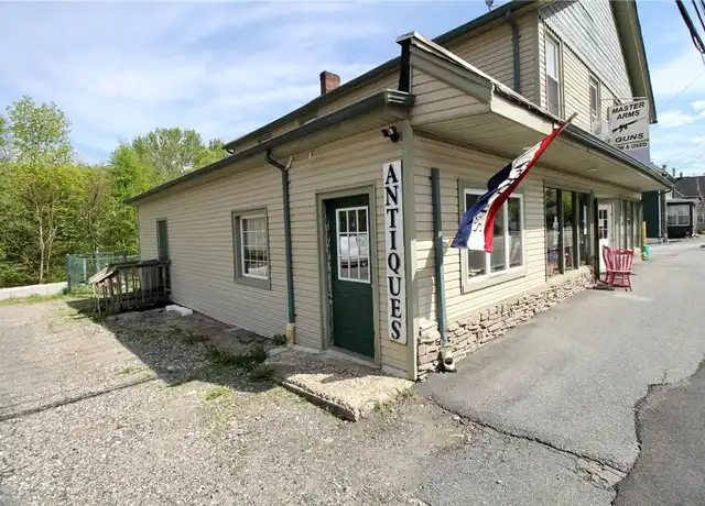 Property at 160 Orange Tpke, Sloatsburg, NY, 10974, 2 beds, 1 bath, [object Object]