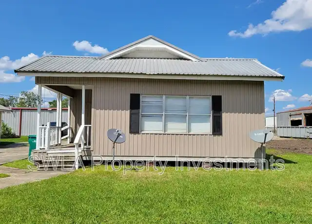 Property at 222 E Thomas St, Sulphur, LA, 70663, 3 beds, 1 bath, [object Object]