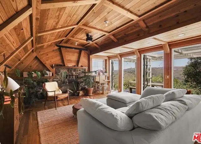 Property at 1555 Fernwood Pacific Dr, Topanga, CA, 90290, 2 beds, 1 bath, [object Object]