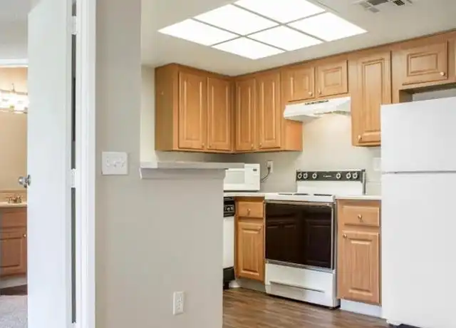 Property at 4201 W Union Hills Dr, Glendale, AZ, 85308, 2 beds, 2 baths, [object Object]