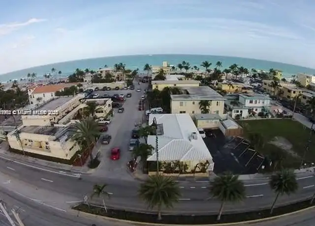 Property at 330 Coolidge St Unit 3, Hollywood, FL, 33019, 0 beds, 1 bath, [object Object]