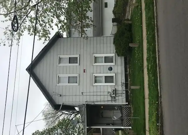 Property at 453 Sumner St, Akron, OH, 44304, 2 beds, 1 bath, [object Object]