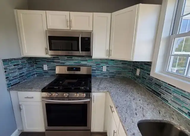Property at 50 Village Grn S #2, Riverside, RI, 02915, 2 beds, 1 bath, [object Object]