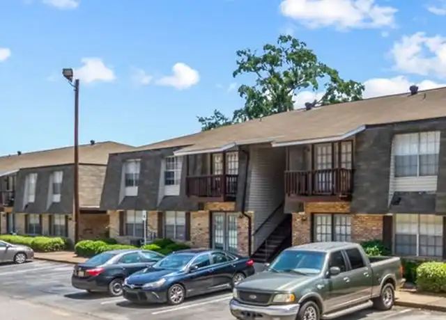 Property at 630 5th St NE Unit 107, Tuscaloosa, AL, 35404, 2 beds, 1.5 baths, [object Object]
