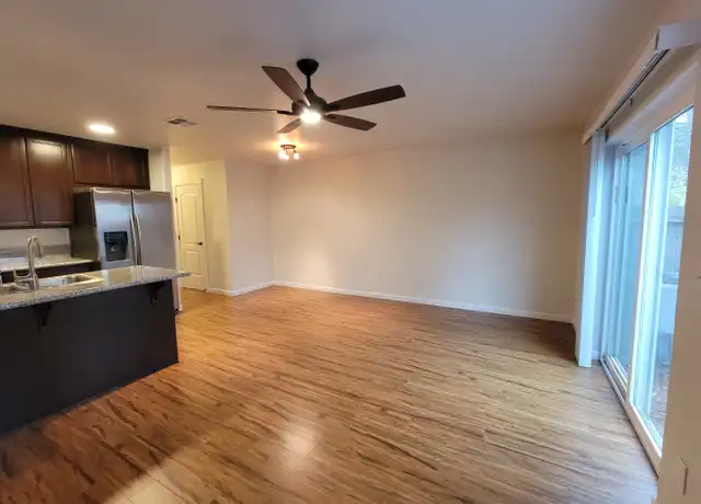 Property at 54 S Haskell St, Central Point, OR, 97502, 3 beds, 2.5 baths, [object Object]