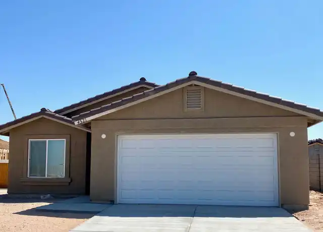 Property at 4521 S Desert Willow Way, Yuma, AZ, 85365, 3 beds, 2 baths, [object Object]