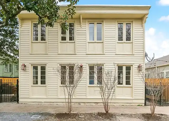 Property at 914 Dante St Unit 105, New Orleans, LA, 70118, 2 beds, 1 bath, [object Object]