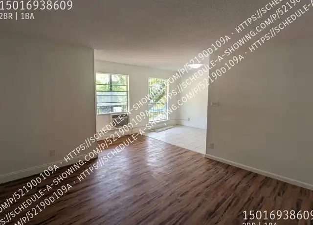 Property at 315 Convention Blvd Unit 2, Hot Springs, AR, 71901, 2 beds, 1 bath, [object Object]