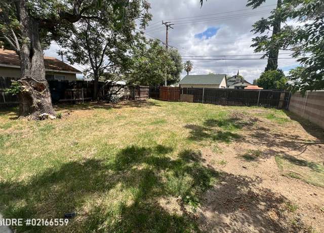 Photo of 225 N Olive Ave, Rialto, CA 92376