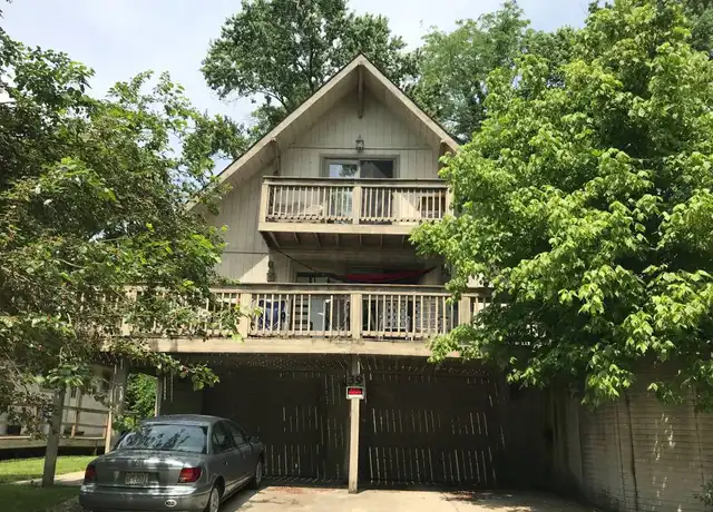 Property at 37 Walker Unit A, Athens, OH, 45701, 4 beds, 2 baths, [object Object]