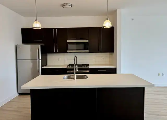 Property at 1200 Bedford St Unit 304, Stamford, CT, 06905, 2 beds, 1 bath, [object Object]