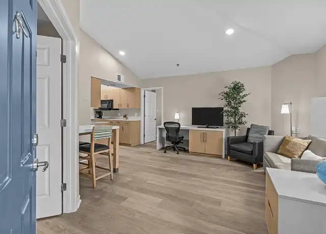 Property at Avail Sandy Springs - 760 Mount Vernon Hwy NE, Atlanta, GA, 30328, 1 bed, 1 bath, [object Object]