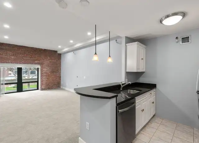 Property at 48 8th St Unit 5210, Boston, MA, 02129, 1 bed, 1 bath, [object Object]