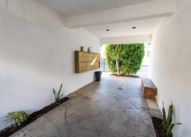 Property at Hollywood Apartments - 7044 Lanewood Ave, Los Angeles, CA, 90028, 0 beds, 1 bath, [object Object]