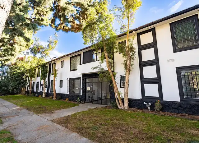 Property at Hollywood Apartments - 7044 Lanewood Ave, Los Angeles, CA, 90028, 1 bed, 1 bath, [object Object]