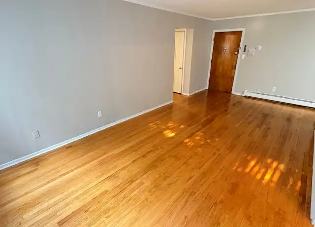 Property at 1005 W 35th Ave Unit PW E103, Gary, IN, 46408, 2 beds, 1 bath, [object Object]