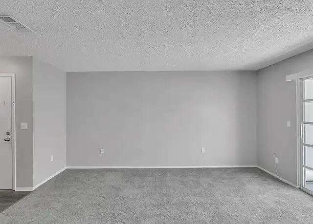 Property at 5201, Jacksonville, FL, 32207, 1 bed, 1 bath, [object Object]