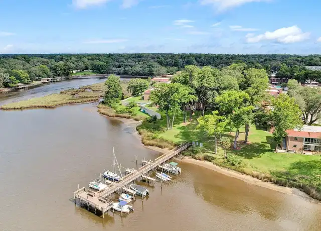 Property at 5201, Jacksonville, FL, 32207, 1 bed, 1 bath, [object Object]