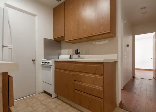 Property at 1713 Camus Ln Unit 1, Madison, WI, 53705, 2 beds, 1 bath, [object Object]