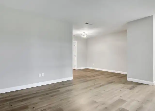 Property at 2039 Dowlen Rd #7, Beaumont, TX, 77706, 2 beds, 1 bath, [object Object]