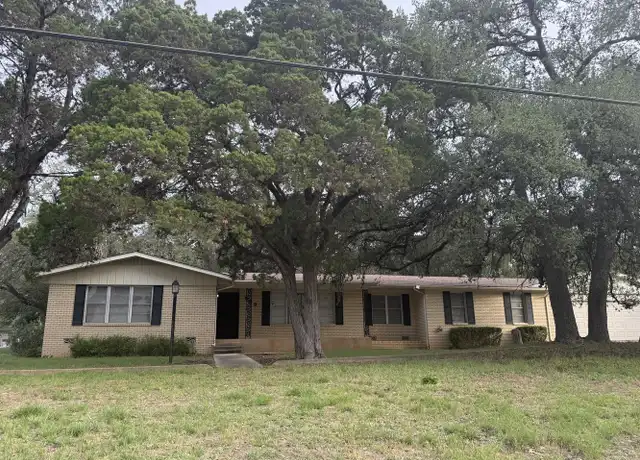 Property at 559 Lakeview Blvd, New Braunfels, TX, 78130, 3 beds, 2 baths, [object Object]