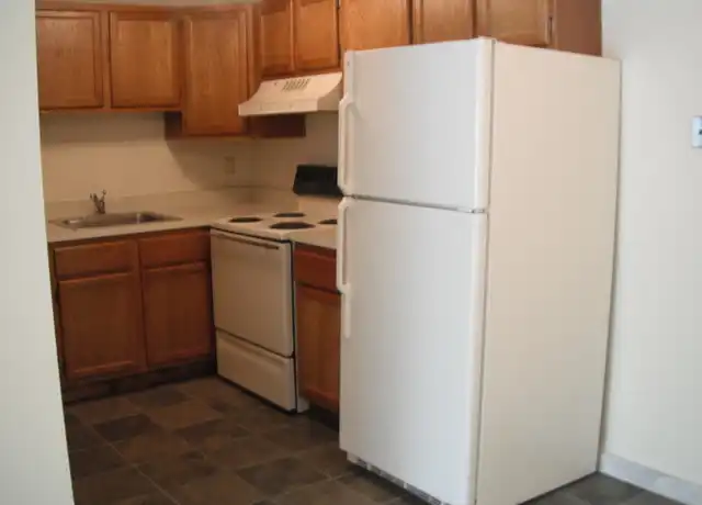 Property at 20 Reservoir Mnr Unit F22, Seymour, CT, 06483, 1 bed, 1.5 baths, [object Object]