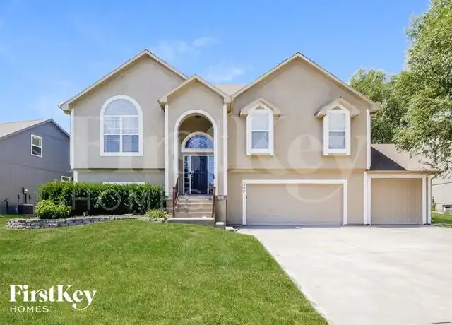 Property at 308 Eagle Glen Dr, Raymore, MO, 64083, 4 beds, 3 baths, [object Object]