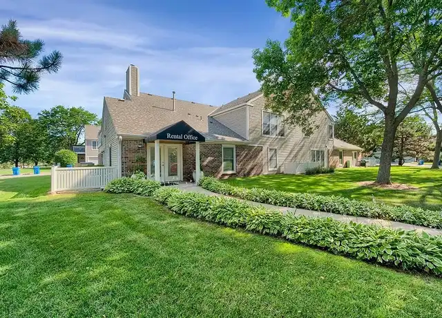Property at Oakleaf Townhomes - 12213 17th Ave S, Burnsville, MN, 55337, 1-3 bed, 1-1.5 bath, [object Object]