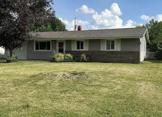 Property at 2010 W Daytona Dr, Peoria, IL, 61614, 3 beds, 2 baths, [object Object]