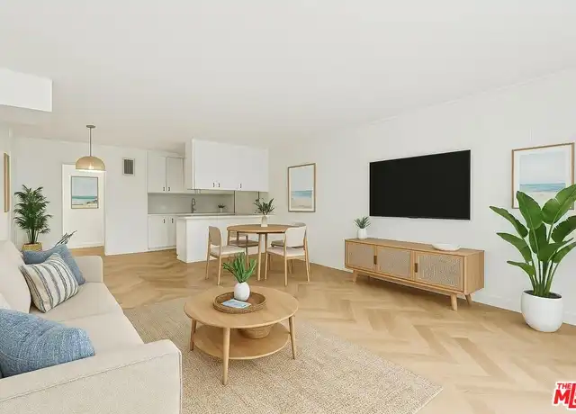 Property at 7712 Paseo Del Rey Unit 8, Playa Del Rey, CA, 90293, 1 bed, 1 bath, [object Object]