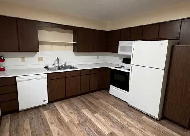 Property at 1132 Patricia Dr Unit 1136 Patricia, Girard, OH, 44420, 2 beds, 1 bath, [object Object]